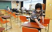 Poll: Teachers in record numbers take leave for mental illnesses : The  Asahi Shimbun